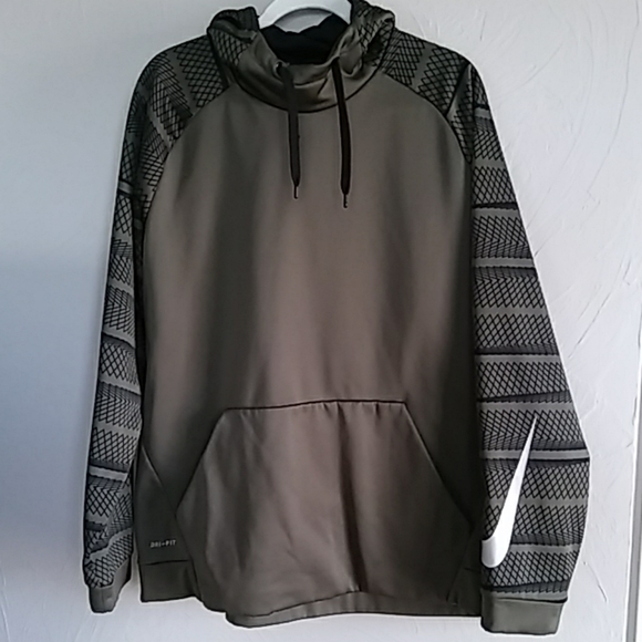 SOLD! Nike Dri Fit Olive Green Men's Hoodie SOLD! - Picture 4 of 8